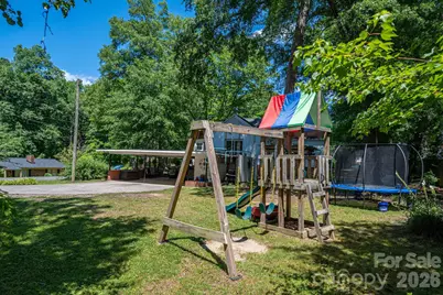 823 N Laurel Street, Lincolnton, NC 28092 - Photo 39