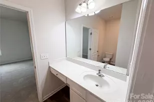 7336 Amberly Hills Rd, Charlotte, NC 28215 - Photo 21