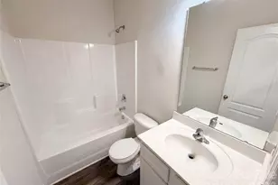 7336 Amberly Hills Rd, Charlotte, NC 28215 - Photo 11