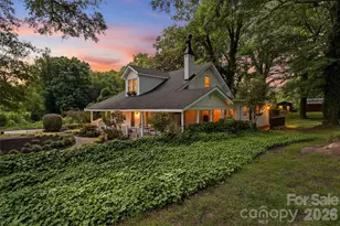 201 Smith St, Clover, SC 29710 - Photo 5