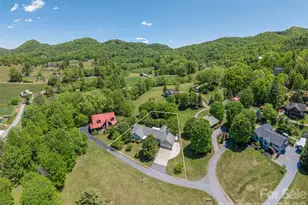 16 Chinaberry Ct, Waynesville, NC 28785 - Photo 37