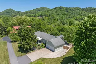 16 Chinaberry Ct, Waynesville, NC 28785 - Photo 33