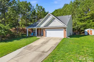 2001 Campfield Ct, Waxhaw, NC 28173 - Photo 3