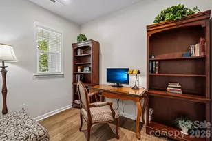 8137 Franklin Trl St, Charlotte, NC 28227 - Photo 15