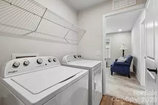 8137 Franklin Trl St, Charlotte, NC 28227 - Photo 31