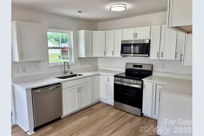 1002 Crescent Way, Wingate, NC 28174 - Photo 1