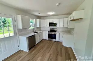 1002 Crescent Way, Wingate, NC 28174 - Photo 3