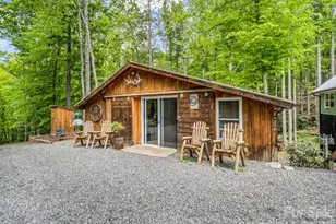 360 Shadow Ln, Green Mountain, NC 28740 - Photo 33