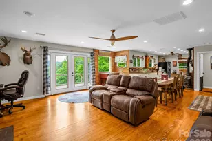 360 Shadow Ln, Green Mountain, NC 28740 - Photo 19