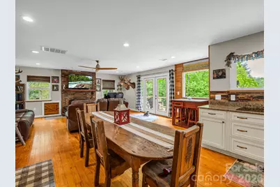 360 Shadow Lane, Green Mountain, NC 28740 - Photo 15