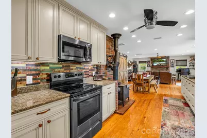 360 Shadow Lane, Green Mountain, NC 28740 - Photo 13