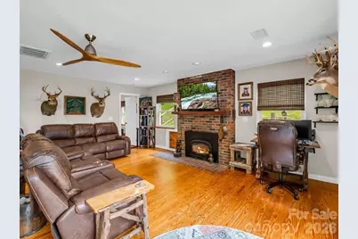 360 Shadow Lane, Green Mountain, NC 28740 - Photo 17