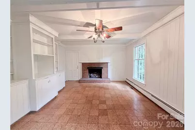 318 Valley Stream Road, Statesville, NC 28677 - Photo 9