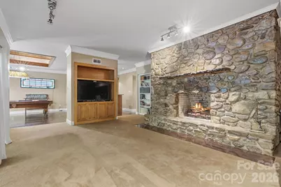 655 21st Avenue NW, Hickory, NC 28601 - Photo 29