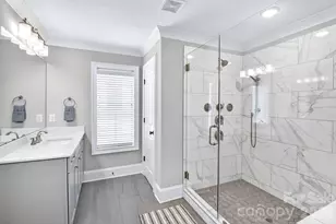 7005 Providence Ln W, Charlotte, NC 28226 - Photo 23