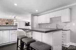 14214 Honeysuckle Ridge Dr, Matthews, NC 28105 - Photo 13
