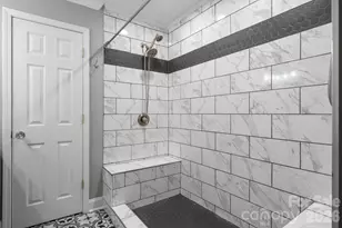 14214 Honeysuckle Ridge Dr, Matthews, NC 28105 - Photo 17
