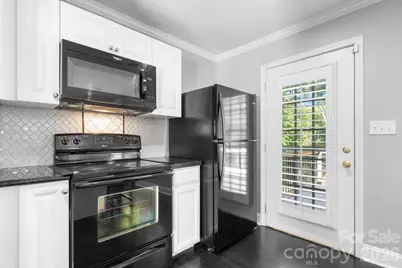 14214 Honeysuckle Ridge Drive, Matthews, NC 28105 - Photo 11
