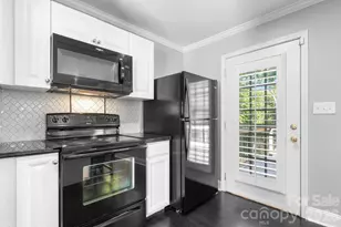 14214 Honeysuckle Ridge Dr, Matthews, NC 28105 - Photo 11