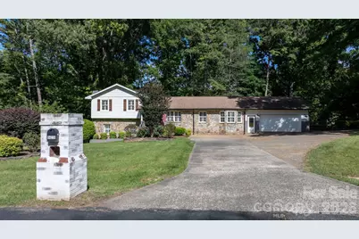 14214 Honeysuckle Ridge Drive, Matthews, NC 28105 - Photo 31