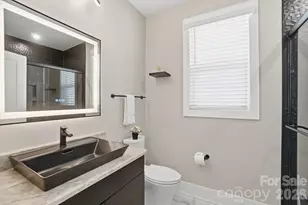 5225 Glenwalk Dr, Charlotte, NC 28269 - Photo 19