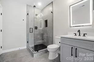 5225 Glenwalk Dr, Charlotte, NC 28269 - Photo 45