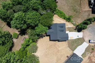 47 Tennyson Dr, Taylorsville, NC 28681 - Photo 35