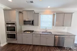 5013 Shadowbrook Rd, Waxhaw, NC 28173 - Photo 7