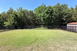 7110 Strawberry Fields Ln, Charlotte, NC 28278 - Photo 19