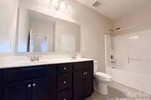 7110 Strawberry Fields Ln, Charlotte, NC 28278 - Photo 15