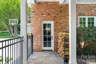 2427 Danbury St, Charlotte, NC 28211 - Photo 39