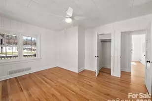 228 Main St, Rosman, NC 28772 - Photo 17