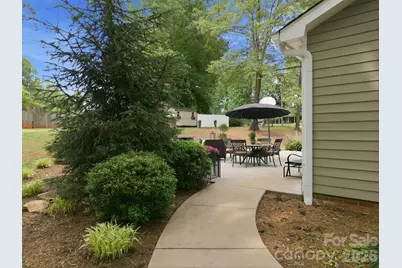 1496 Hardwood Circle, Newton, NC 28658 - Photo 35