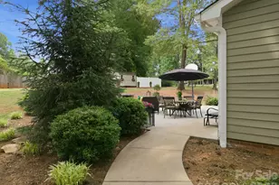 1496 Hardwood Cir, Newton, NC 28658 - Photo 35