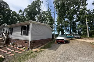 915 Jay Burke Rd, Taylorsville, NC 28681 - Photo 9