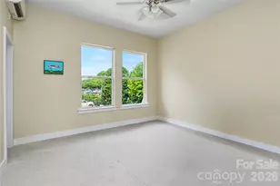 613 McNinch St, Charlotte, NC 28208 - Photo 19