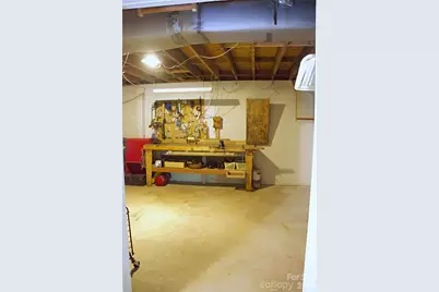 4631 Highlake Drive, Charlotte, NC 28215 - Photo 37