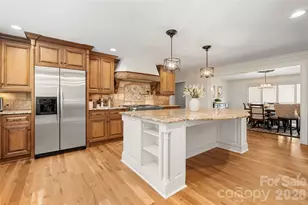 4531 Montibello Dr, Charlotte, NC 28226 - Photo 13