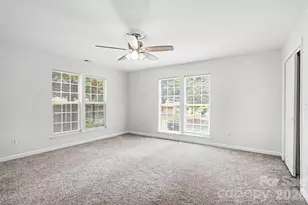 9118 S Lakebrook Rd, Charlotte, NC 28214 - Photo 9