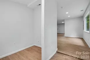 9118 S Lakebrook Rd, Charlotte, NC 28214 - Photo 7