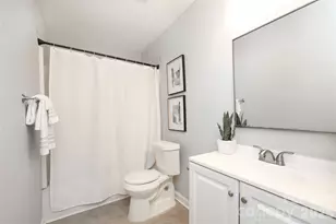 609 Fawnbrook Ln, Charlotte, NC 28217 - Photo 19
