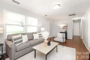 609 Fawnbrook Ln, Charlotte, NC 28217 - Photo 7