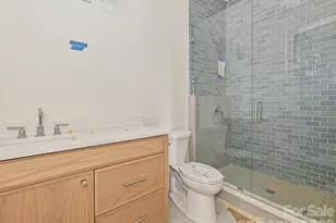 1329 Bevis Dr, Charlotte, NC 28209 - Photo 35