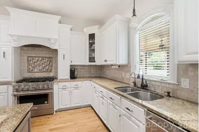 105 Quincy Court, Mooresville, NC 28117 - Photo 11