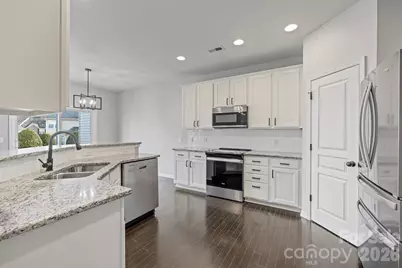 4364 Park South Station Boulevard, Charlotte, NC 28210 - Photo 11