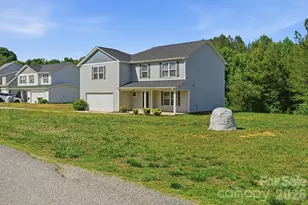 502 Coffeetree Ln, Stanley, NC 28164 - Photo 3