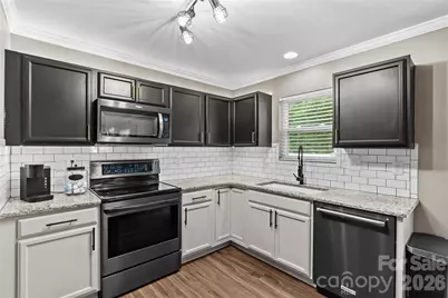 218 Valerie Drive, Lincolnton, NC 28092 - Photo 11