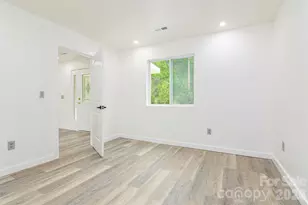 286 Berkeley Rd, Hendersonville, NC 28792 - Photo 17
