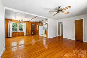 3137 Frederick Pl, Charlotte, NC 28210 - Photo 9