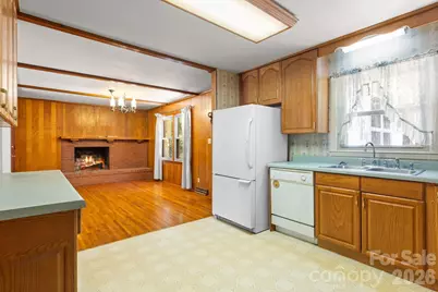 3137 Frederick Place, Charlotte, NC 28210 - Photo 17